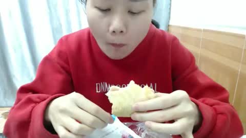 kitti_baby2x online show from 27, 11, 2025