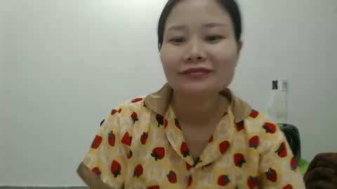 kitti_baby2x online show from 4, 4, 2026