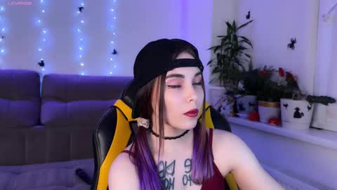 Snapshot of kittie_bear chatting on 26, 10, 2025 Veronica online show from 26, 10, 2025