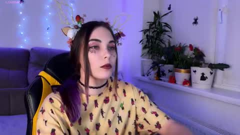 Snapshot of kittie_bear chatting on 31, 10, 2025 Veronica online show from 31, 10, 2025