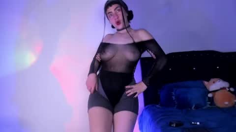 kitty__chs online show from 6, 4, 2026