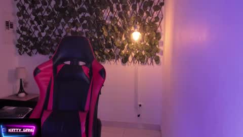 Camila online show from 19, 9, 2025