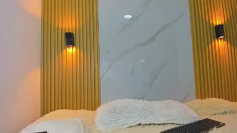 kitty_gill online show from 17, 12, 2024