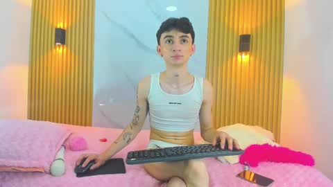 kitty_gill online show from 27, 12, 2024