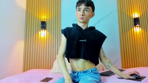 kitty_gill online show from 28, 12, 2024