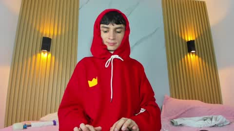 kitty_gill online show from 7, 1, 2025