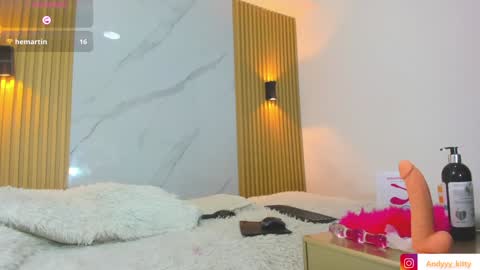 kitty_gill online show from 14, 1, 2025