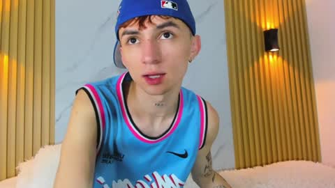 kitty_gill online show from 15, 1, 2025