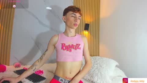 kitty_gill online show from 17, 1, 2025