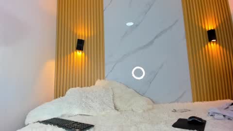 kitty_gill online show from 21, 1, 2025