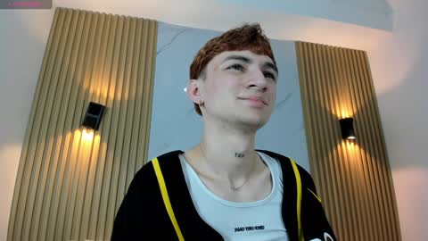 kitty_gill online show from 22, 1, 2025