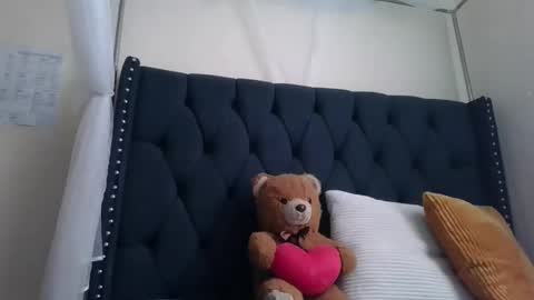 kitty_kerry online show from 12, 1, 2026