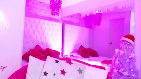 KITTY online show from 14, 12, 2025