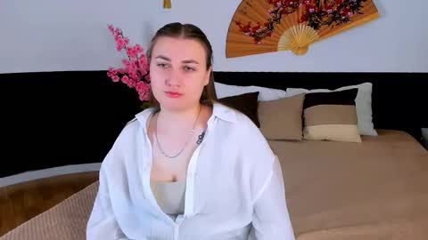 Snapshot of kitty_murmur chatting on 24, 11, 2025 kitty_murmur online show from 24, 11, 2025