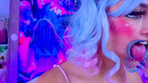 Nicol Gomez online show from 15, 12, 2025