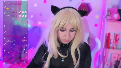     online show from 22, 2, 2025