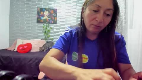 Snapshot of kitty_violet_ chatting on 27, 2, 2026 violet online show from 27, 2, 2026