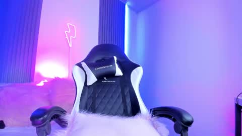 Snapshot of kittybigdoll chatting on 3, 7, 2026 kitty online show from 3, 7, 2026