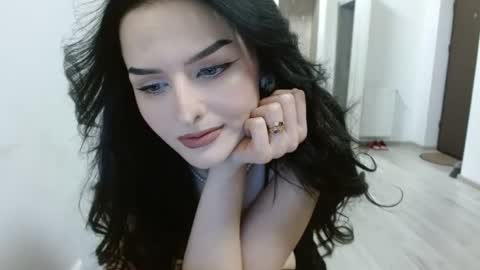 Kitty online show from 13, 5, 2026