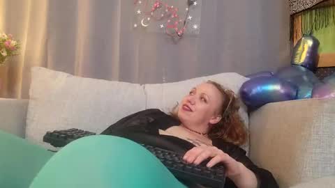 KittyFluf online show from 18, 1, 2025