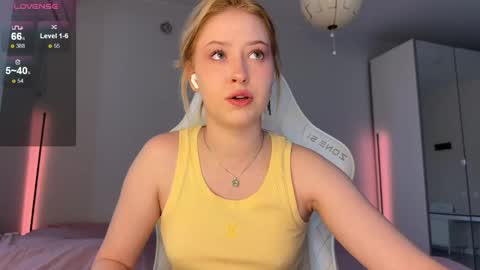 Monika online show from 15, 5, 2026