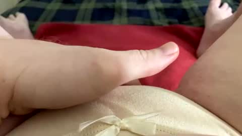 kittyneedsherdaddy online show from 1, 12, 2025