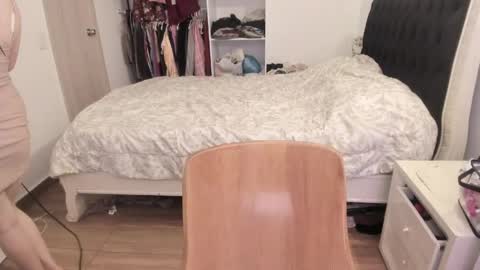 kittywantslove23 online show from 26, 5, 2026