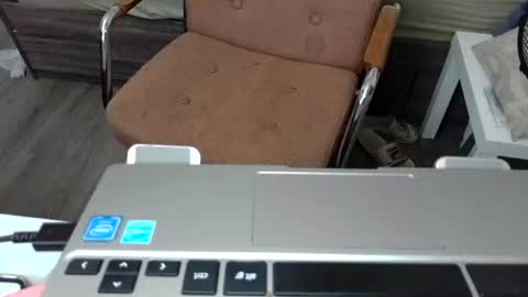 Snapshot of kittyymaze chatting on 12, 6, 2026 Kittyymaze online show from 12, 6, 2026