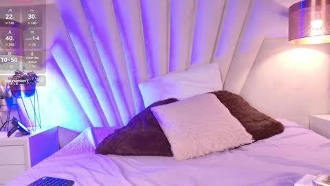 Kitty Hill online show from 10, 4, 2026