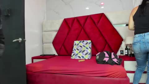 Snapshot of kity_spiderr chatting on 28, 5, 2026 Luisa y Jairo online show from 28, 5, 2026