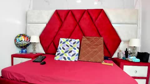 Luisa y Jairo online show from 24, 7, 2026