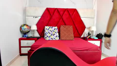 Luisa y Jairo online show from 25, 7, 2026