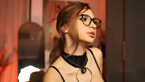 Erika online show from 4, 3, 2026