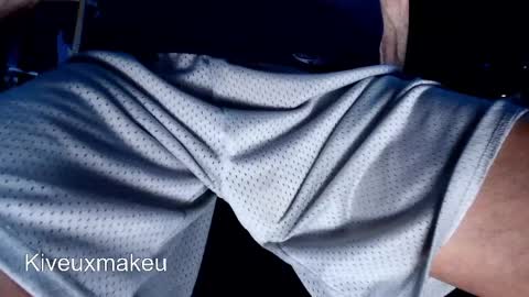 kiveuxmakeu online show from 11, 4, 2026