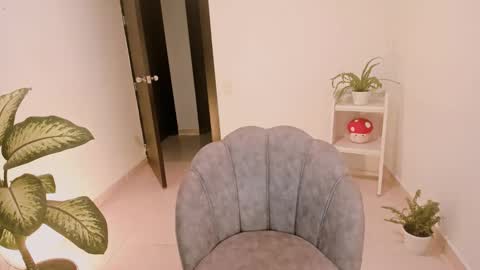 Little piece of fruit online show from 18, 12, 2024