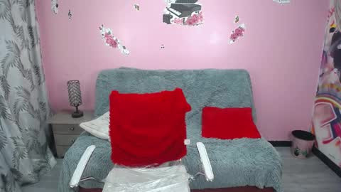 Snapshot of kloe_cooper chatting on 31, 12, 2024 kloe_cooper online show from 31, 12, 2024