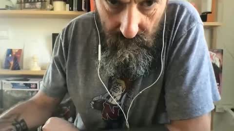 Snapshot of knicker76 chatting on 8, 10, 2025 knicker76 online show from 8, 10, 2025