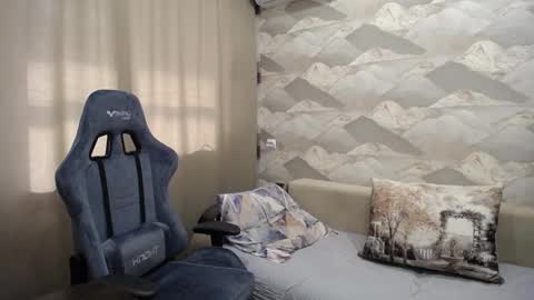 Snapshot of knight_5 chatting on 22, 10, 2025 Carter. online show from 22, 10, 2025