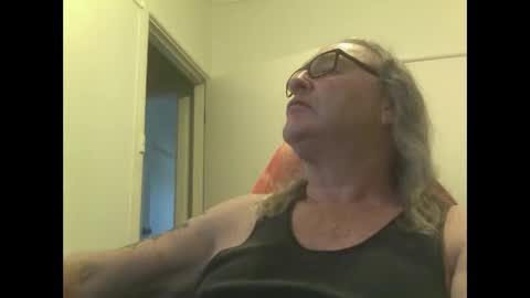 knobout online show from 1, 10, 2025