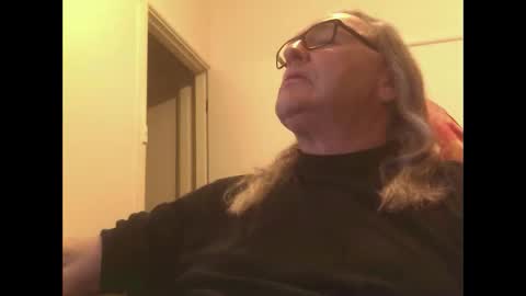 knobout online show from 27, 10, 2025