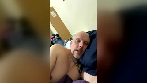 Snapshot of knotdaddy1983 chatting on 24, 4, 2026 knotdaddy1983 online show from 24, 4, 2026