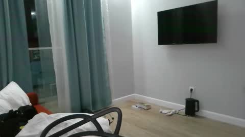 Adam online show from 4, 2, 2026