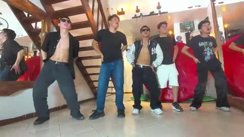 Snapshot of kobayaske chatting on 24, 2, 2025 kobayaske online show from 24, 2, 2025