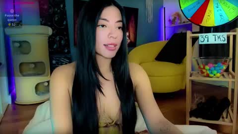 Lisa      online show from 12, 1, 2026