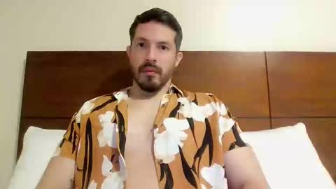 Snapshot of kolombianox chatting on 19, 10, 2025 kolombianox online show from 19, 10, 2025