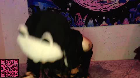 konekokawai online show from 18, 2, 2025