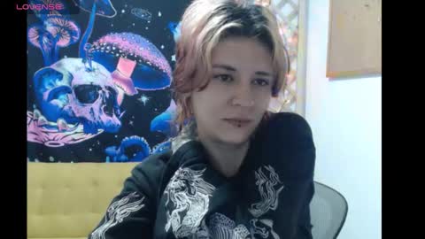Snapshot of konekokawai chatting on 27, 3, 2026 konekokawai online show from 27, 3, 2026