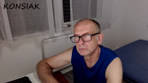 Komsiak online show from 15, 9, 2025