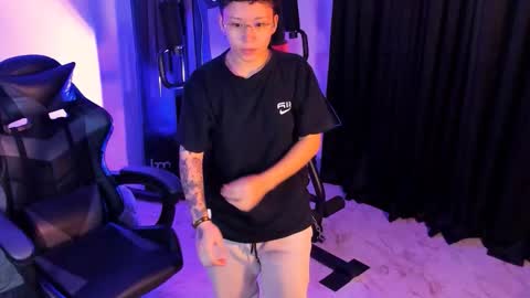 Snapshot of koramoon chatting on 5, 11, 2025 Sara Altgirl online show from 5, 11, 2025