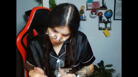 Karoll online show from 16, 2, 2025